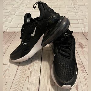 Nike Air Max 270 Black White Women's Running Shoes Sneakers Size 8.5 EUC